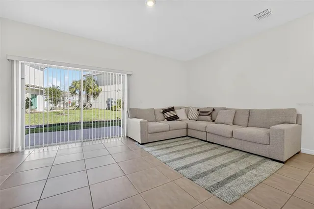 $2,100 | 3607 Main Hbr Drive, Kissimmee, FL 34746