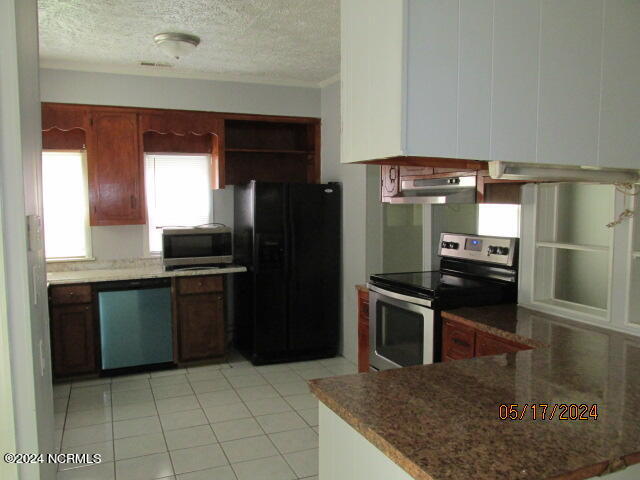 607 Carthage Road Lumberton, NC 28358 - Photo 5 of 14 IMG_5763