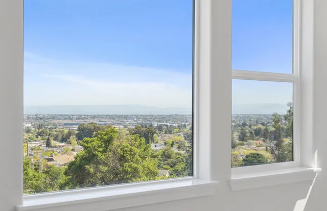 $2,641,149 | 2512 Sage Street, San Mateo, CA 94403