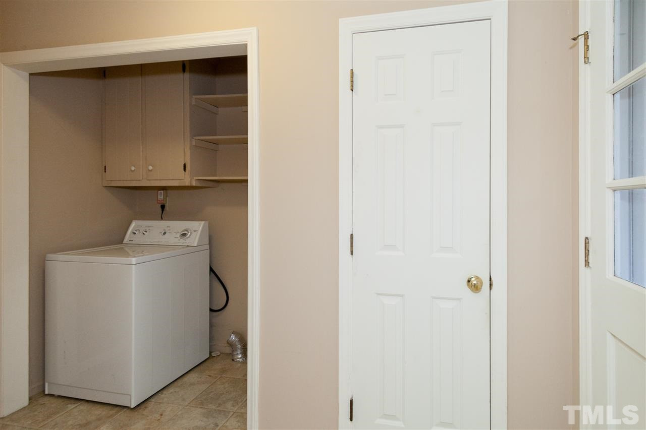 5827 Russell Road Durham, NC 27712 - Photo 10 of 25 Laundry