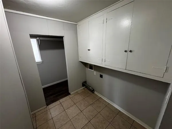 $1,995 | 2607 Clearview Circle, Dallas, TX 75233