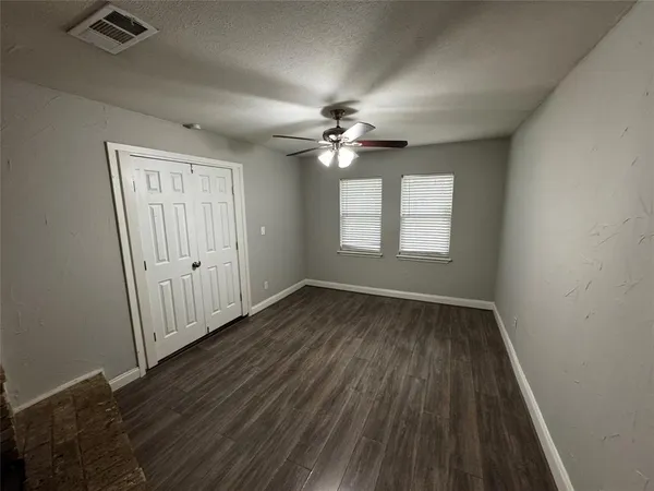 $1,995 | 2607 Clearview Circle, Dallas, TX 75233