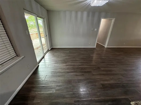 $1,995 | 2607 Clearview Circle, Dallas, TX 75233