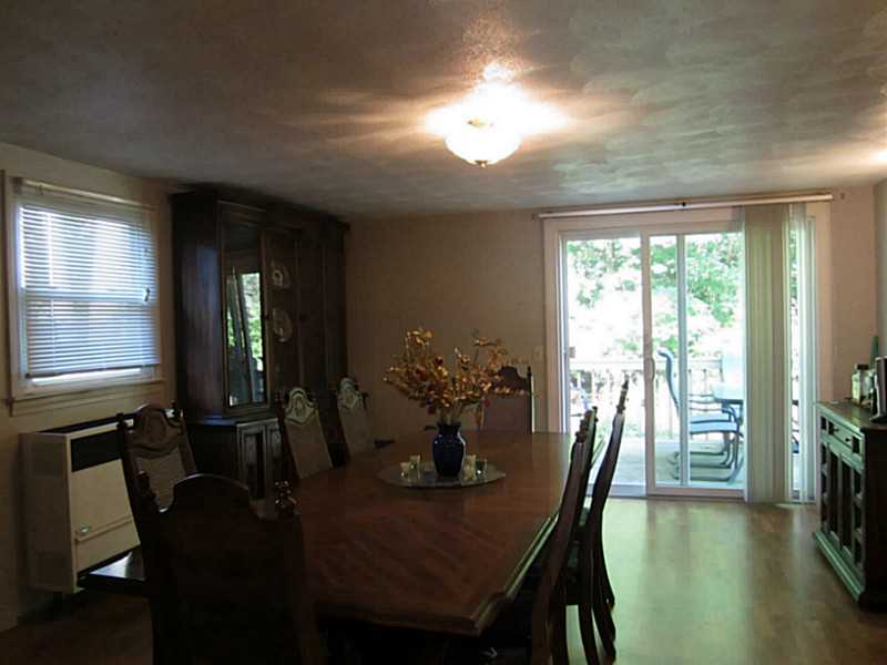 80 Rodney Road Warwick, RI 02889 - Photo 10 of 13 Dining Room.