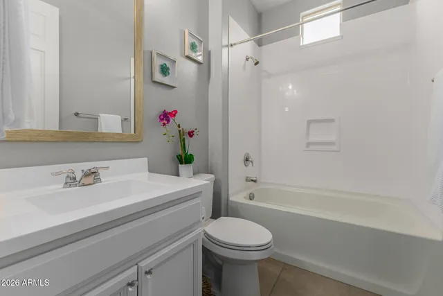 $625,000 | 16064 West Soft Wind Drive, Surprise, AZ 85387