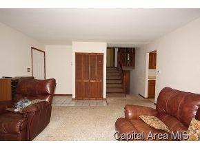 7 Swannanoa Rochester, IL 62563 - Photo 4 of 18