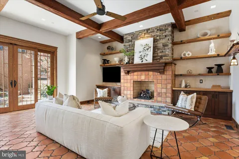 $2,950,000 | 761 10th Street Southeast, Washington, DC 20003
