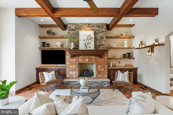 $2,950,000 | 761 10th Street Southeast, Washington, DC 20003