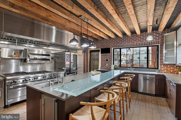 $2,950,000 | 761 10th Street Southeast, Washington, DC 20003