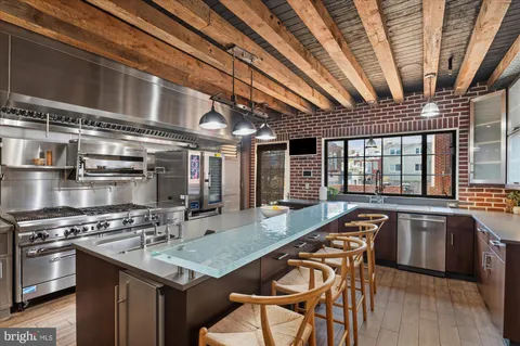 $2,950,000 | 761 10th Street Southeast, Washington, DC 20003