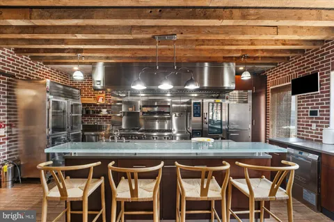 $2,950,000 | 761 10th Street Southeast, Washington, DC 20003