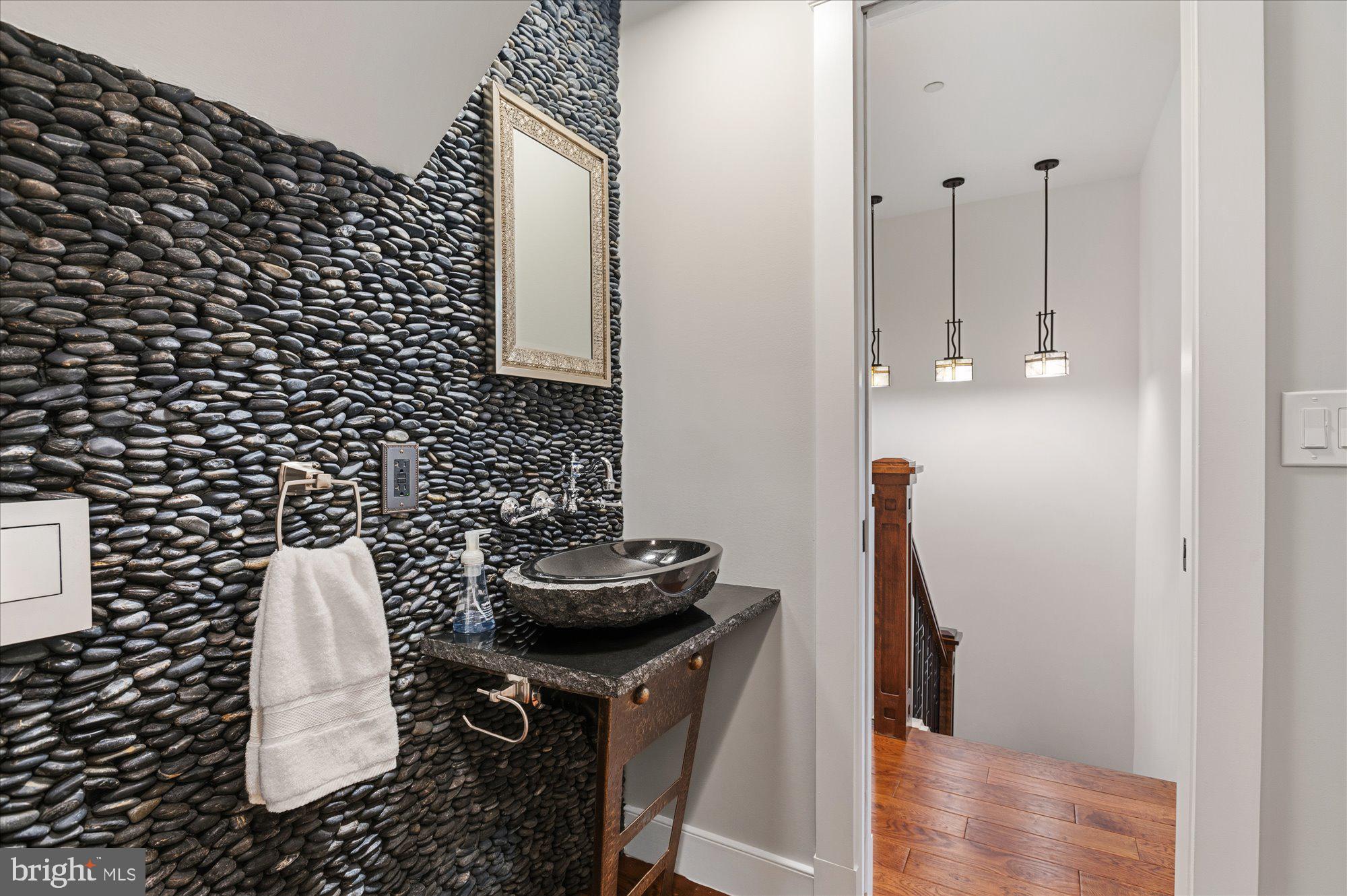 761 10th Street Southeast Washington, DC 20003 - Photo 19 of 63