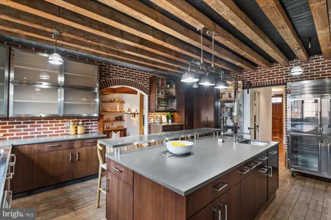 $2,950,000 | 761 10th Street Southeast, Washington, DC 20003
