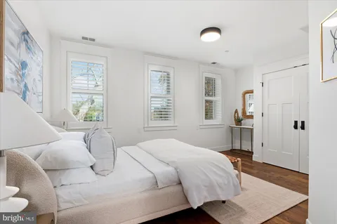 $2,950,000 | 761 10th Street Southeast, Washington, DC 20003
