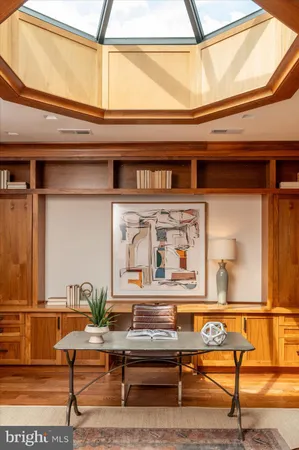 $2,950,000 | 761 10th Street Southeast, Washington, DC 20003