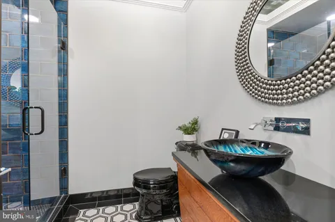 $2,950,000 | 761 10th Street Southeast, Washington, DC 20003