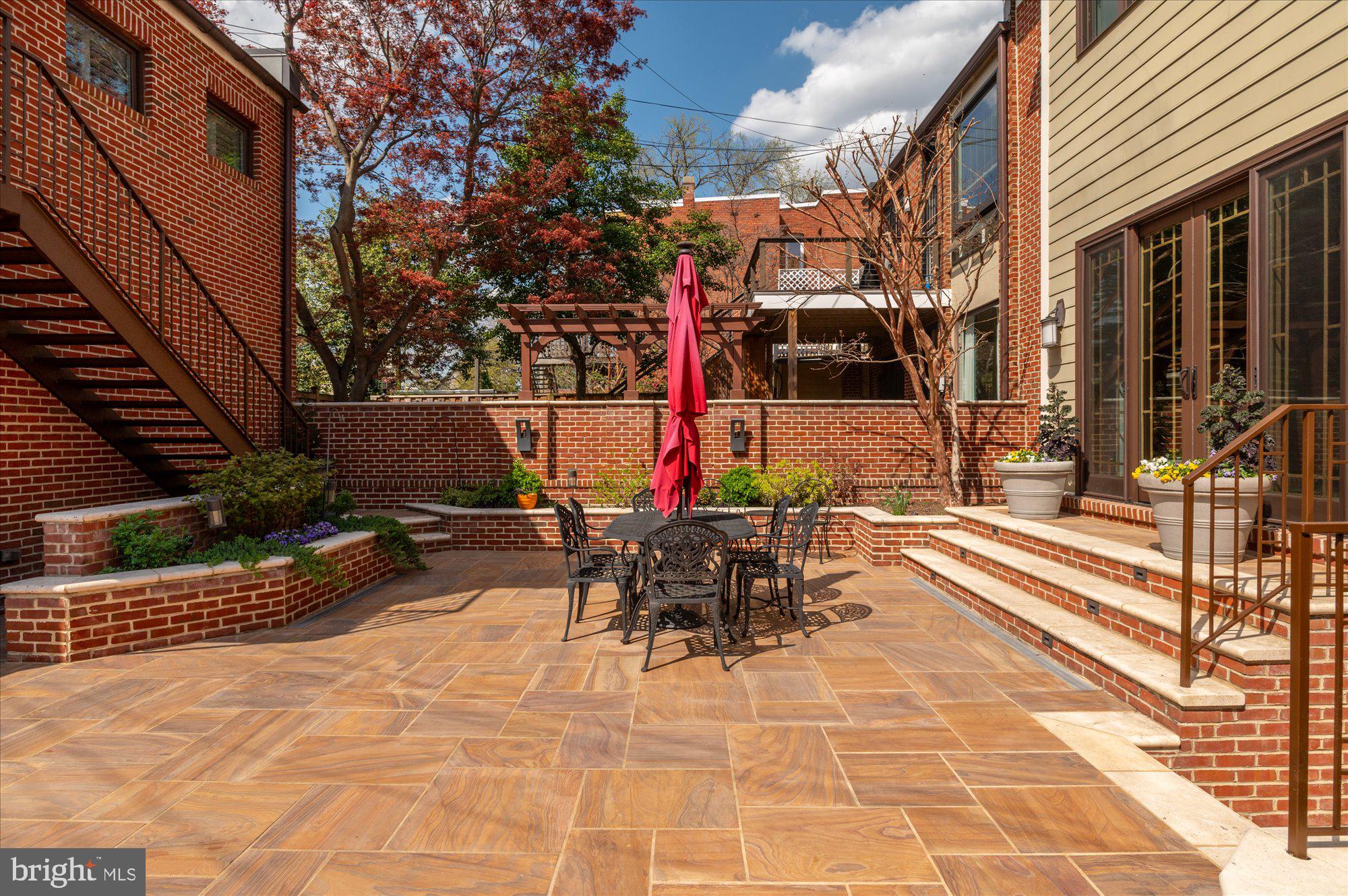 761 10th Street Southeast Washington, DC 20003 - Photo 57 of 64