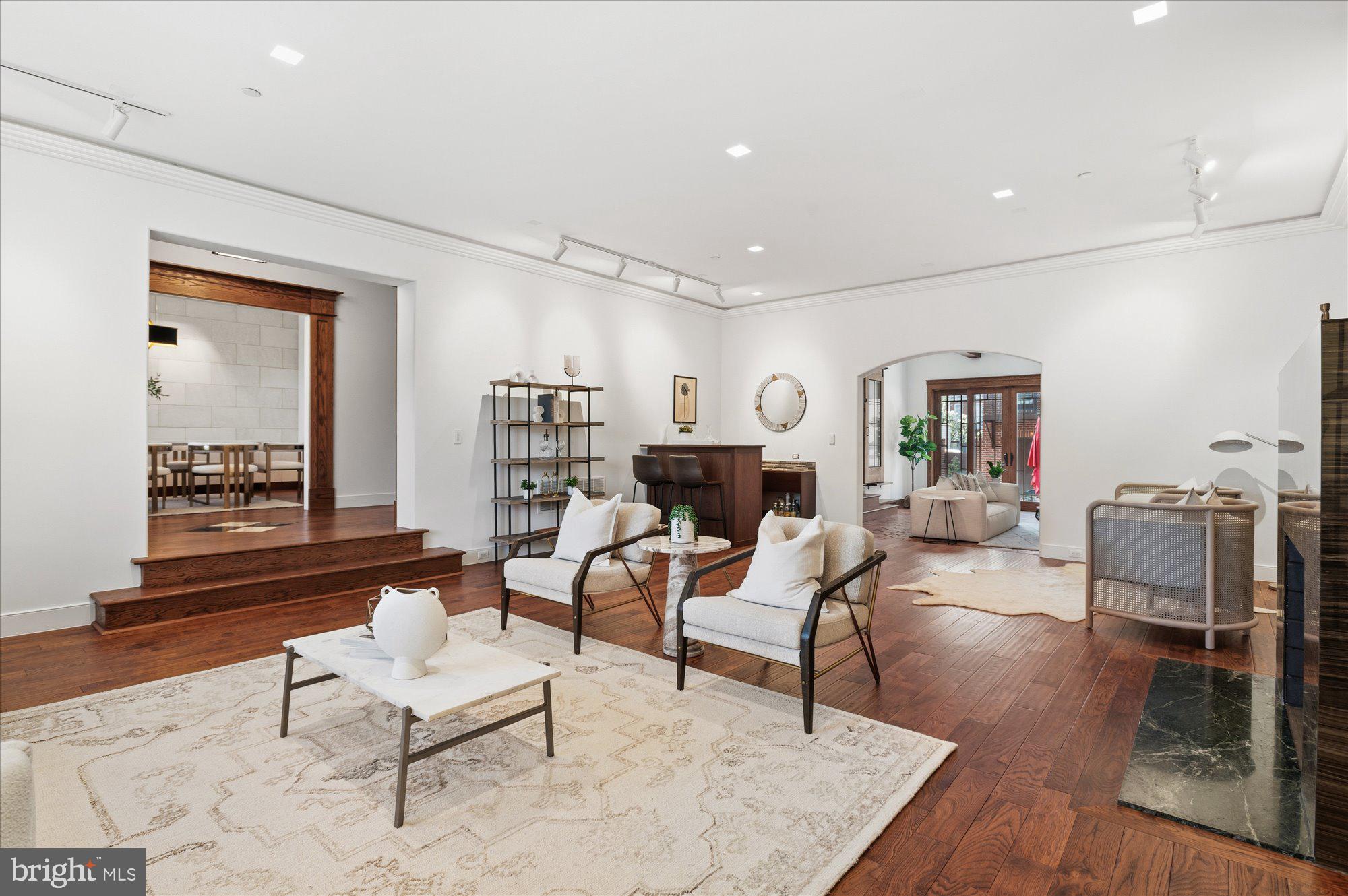 761 10th Street Southeast Washington, DC 20003 - Photo 8 of 64