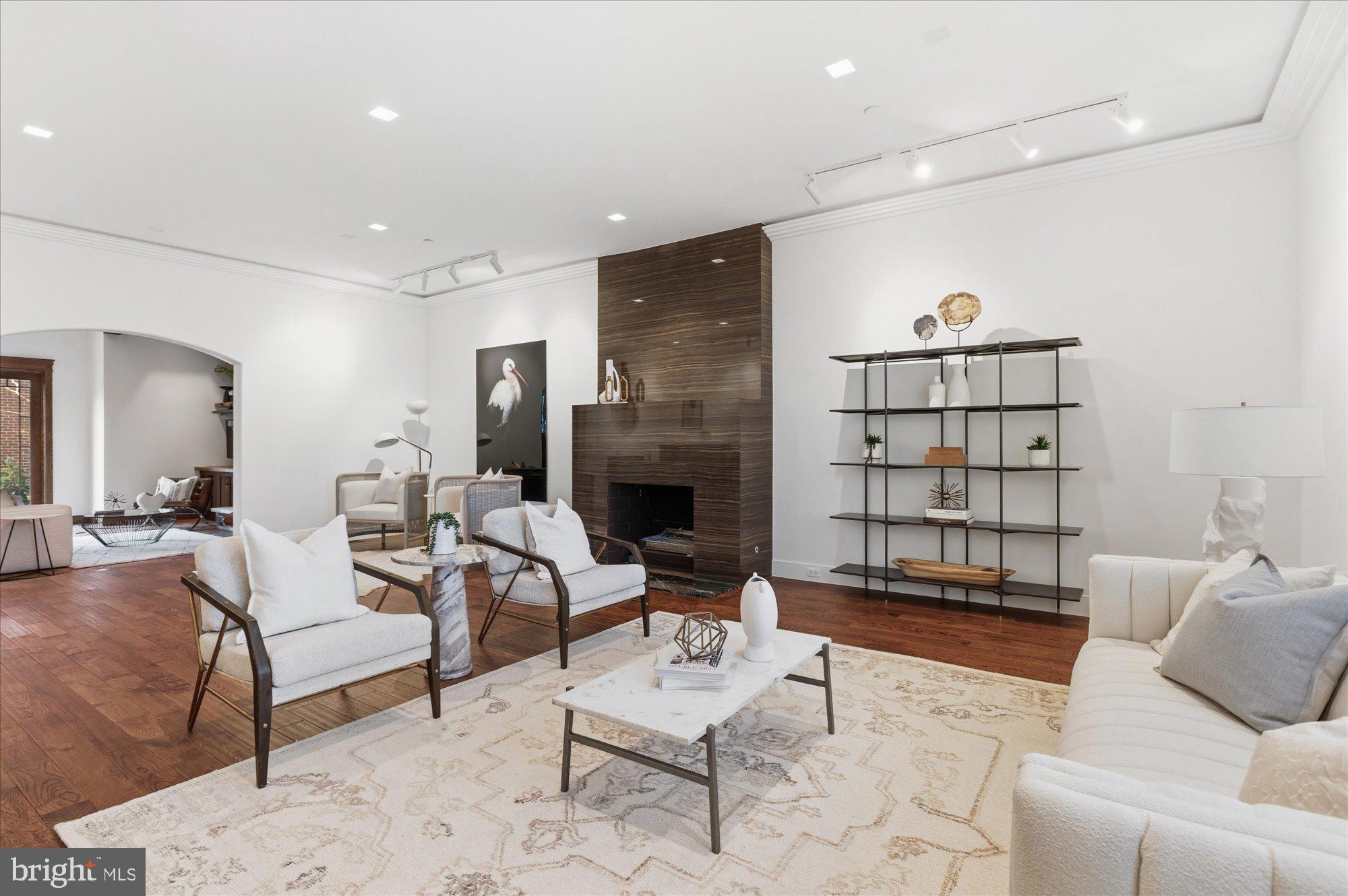 761 10th Street Southeast Washington, DC 20003 - Photo 9 of 64