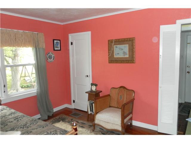 716 West Banta Road Indianapolis, IN 46217 - Photo 12 of 20 Gallery Image 12