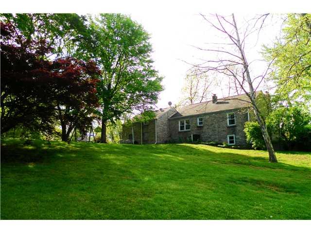 716 West Banta Road Indianapolis, IN 46217 - Photo 18 of 20 Gallery Image 18
