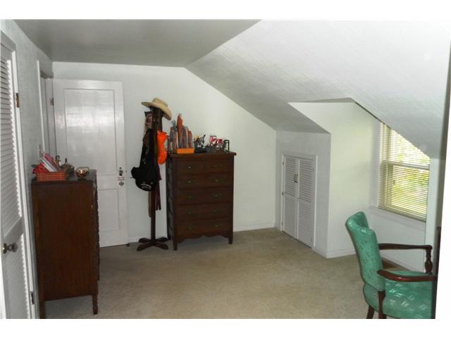 716 West Banta Road Indianapolis, IN 46217 - Photo 10 of 20 Gallery Image 10