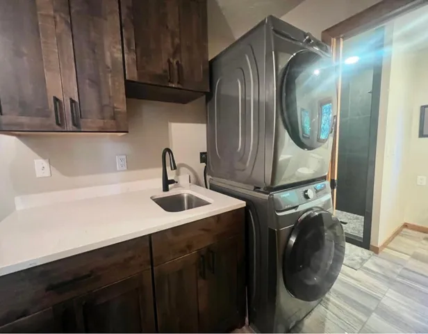 $1,399,999 | 8574 Hansons Lane Northwest, Walker, MN 56484