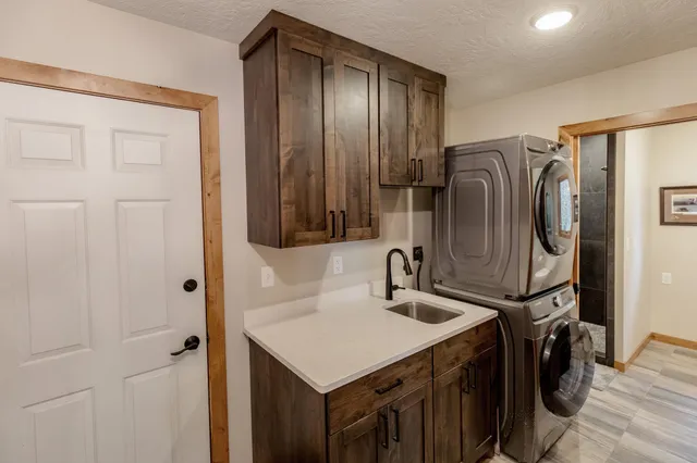 $1,399,999 | 8574 Hansons Lane Northwest, Walker, MN 56484