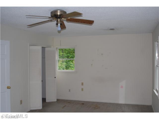 1281 Tellowee Road Eden, NC 27288 - Photo 9 of 13 3rd Bedroom.