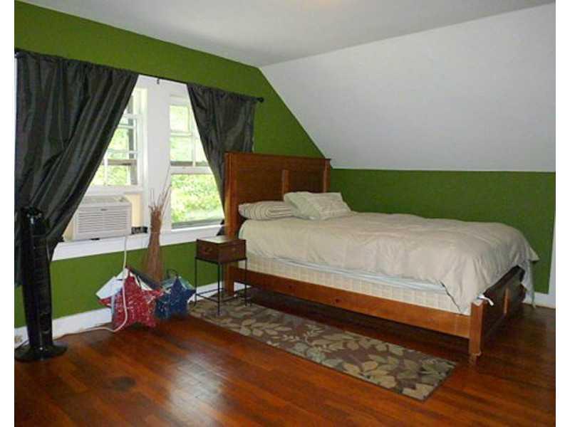 10 Burnham School Road Arundel, ME 04046 - Photo 12 of 16 Bedroom. 2nd floor bedroom