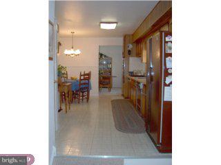 2207 Conrow Road Cinnaminson, NJ 08077 - Photo 4 of 6 Gallery Image 4