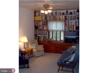 2207 Conrow Road Cinnaminson, NJ 08077 - Photo 5 of 6 Gallery Image 5
