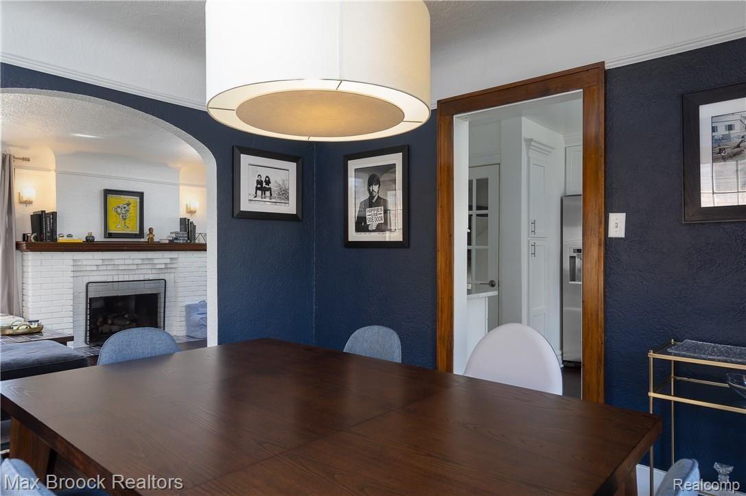 31 Sylvan Avenue Pleasant Ridge, MI 48069 - Photo 10 of 22 Dining Room