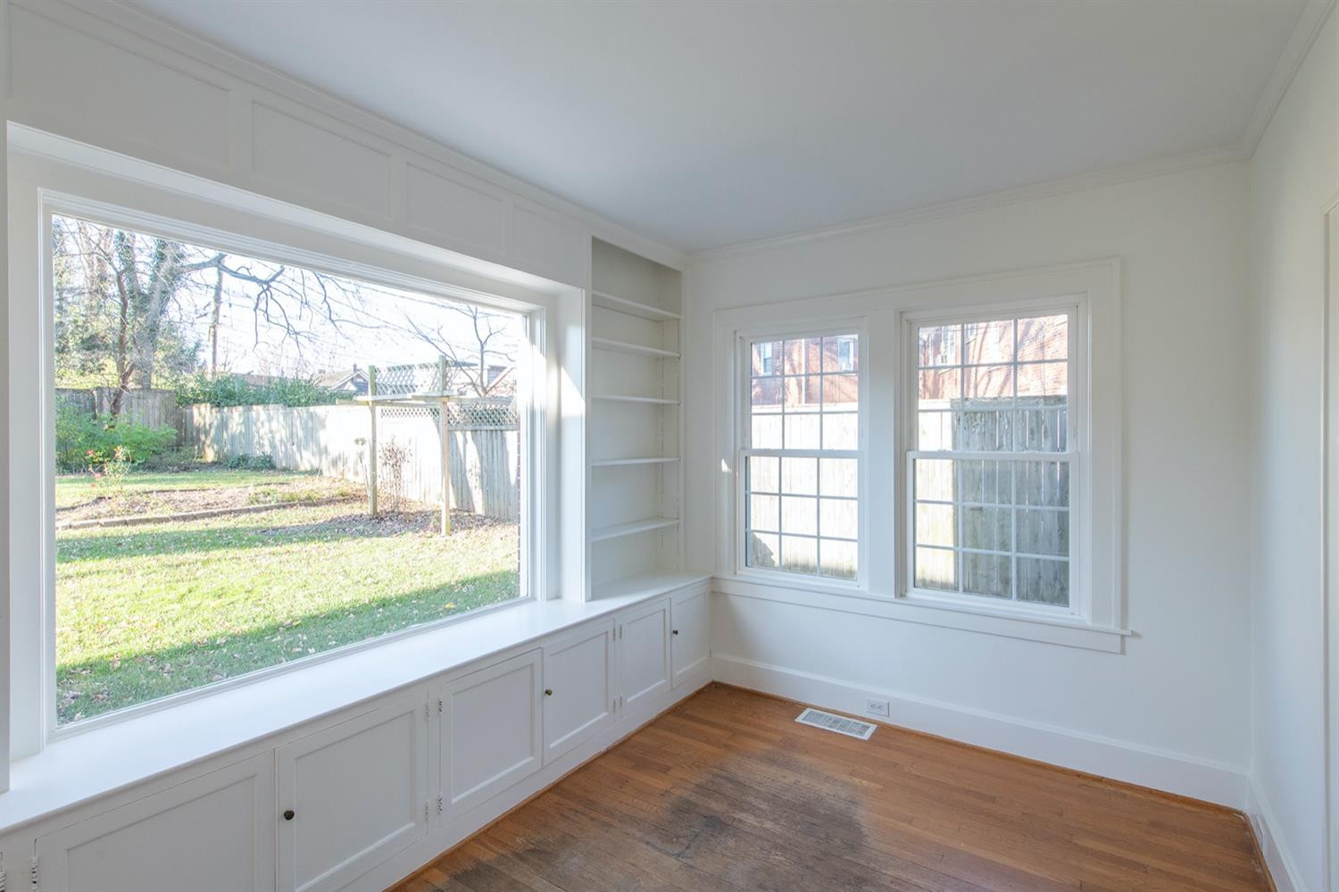 1404 Fontaine Road Lexington, KY 40502 - Photo 12 of 51 Photo 12