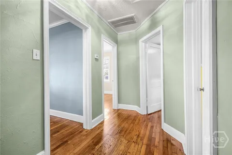 $325,000 | 19 Columbus Drive, Savannah, GA 31405