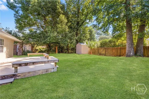 $325,000 | 19 Columbus Drive, Savannah, GA 31405