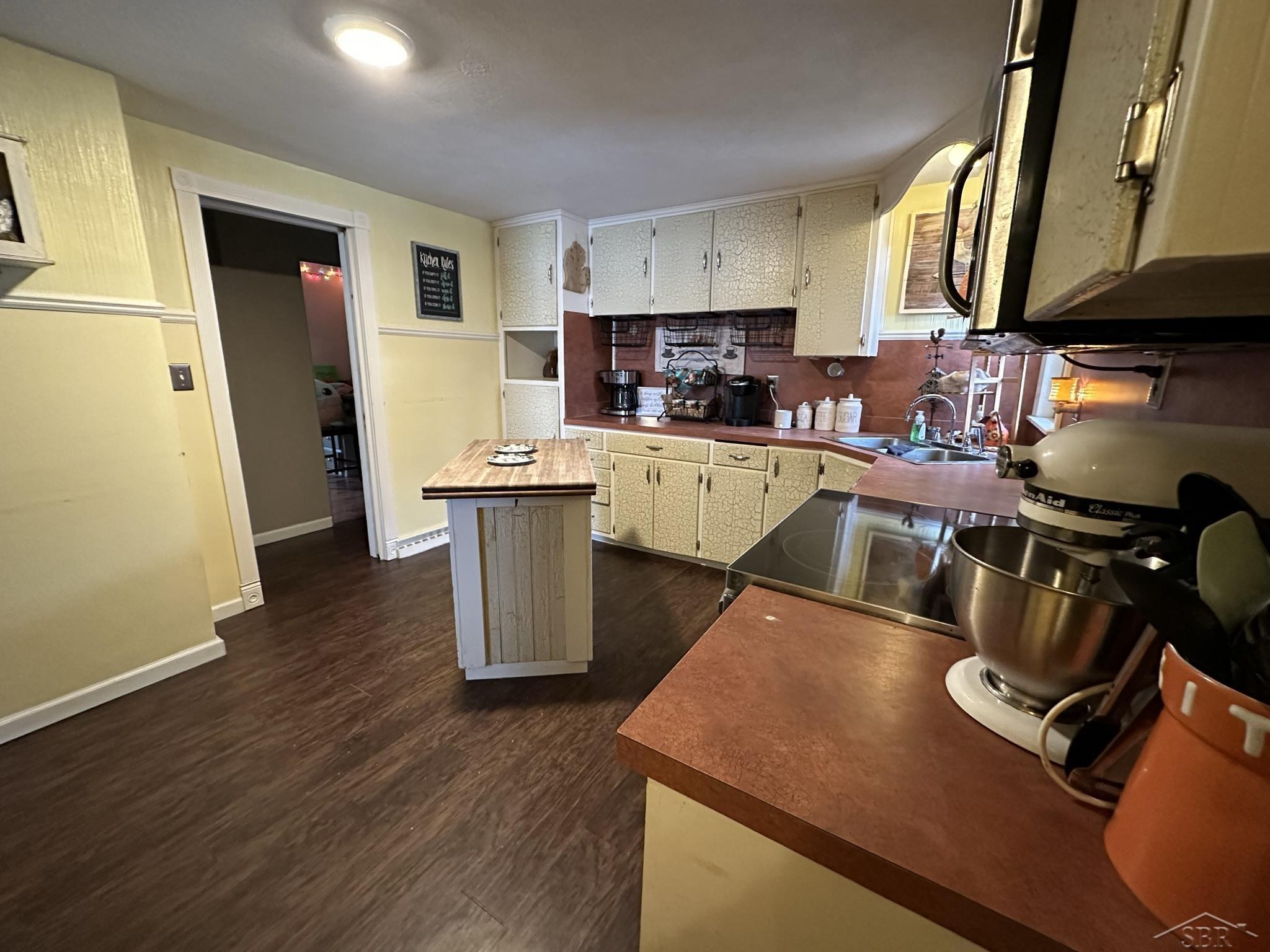 8145 Van Cleve Road Vassar, MI 48768 - Photo 15 of 43 50094763-14.JPG