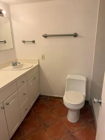 $1,750 | 1801 South Treasure Drive, Unit 320, North Bay Village, FL 33141