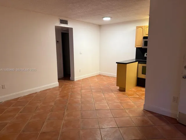 $1,750 | 1801 South Treasure Drive, Unit 320, North Bay Village, FL 33141