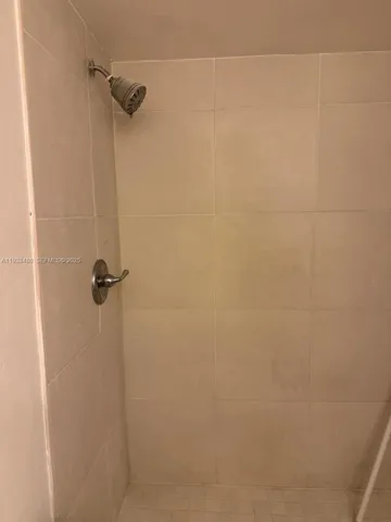 $1,750 | 1801 South Treasure Drive, Unit 320, North Bay Village, FL 33141