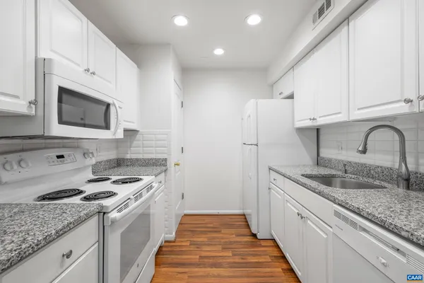 $237,000 | 139 Green Turtle Lane, Unit 8, Charlottesville, VA 22901