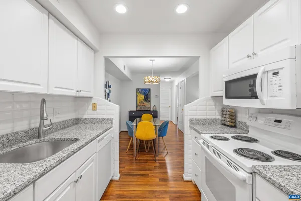 $237,000 | 139 Green Turtle Lane, Unit 8, Charlottesville, VA 22901