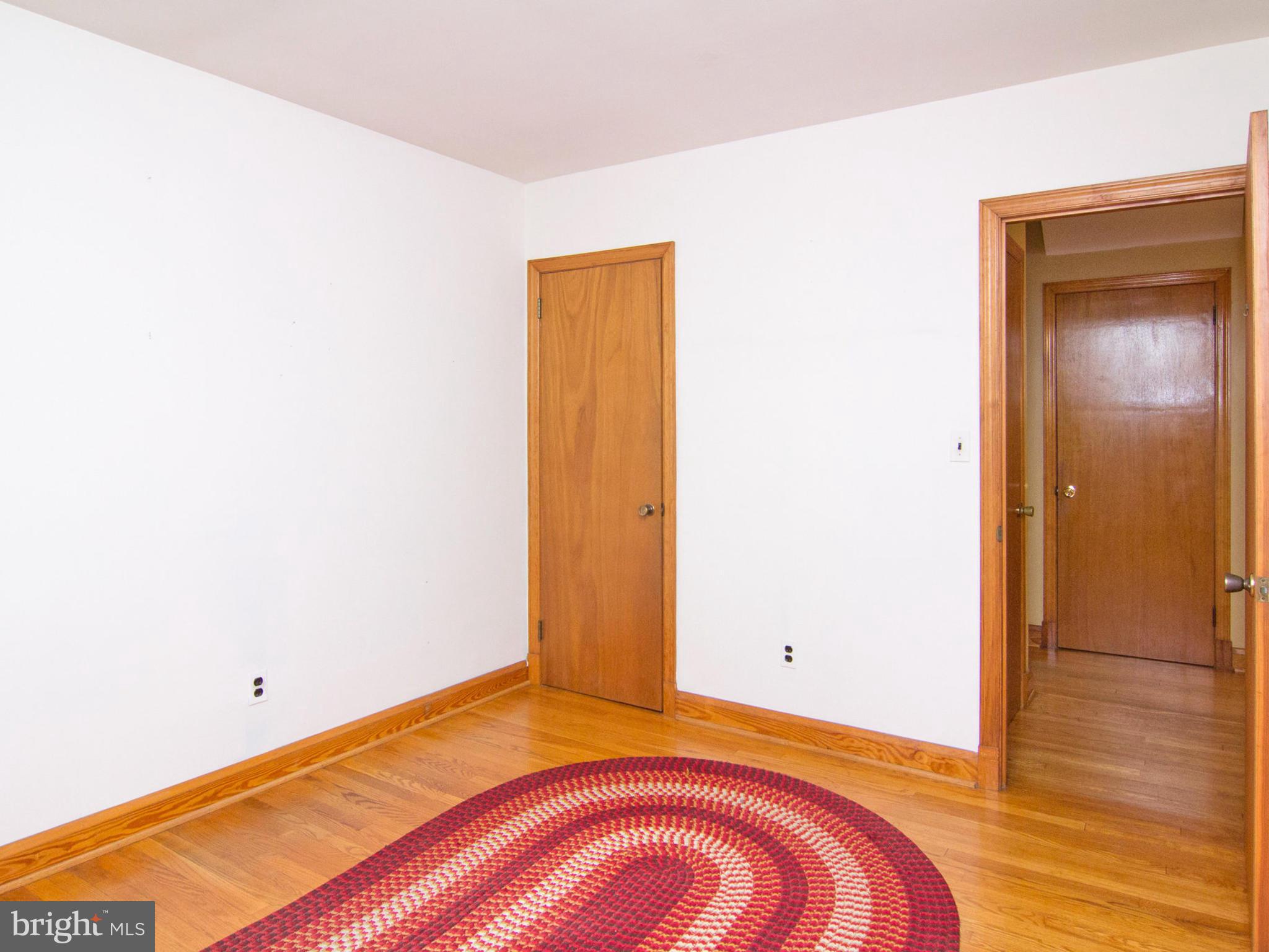 1439 Fairmount Road Hampstead, MD 21074 - Photo 19 of 30 Dining room with closet