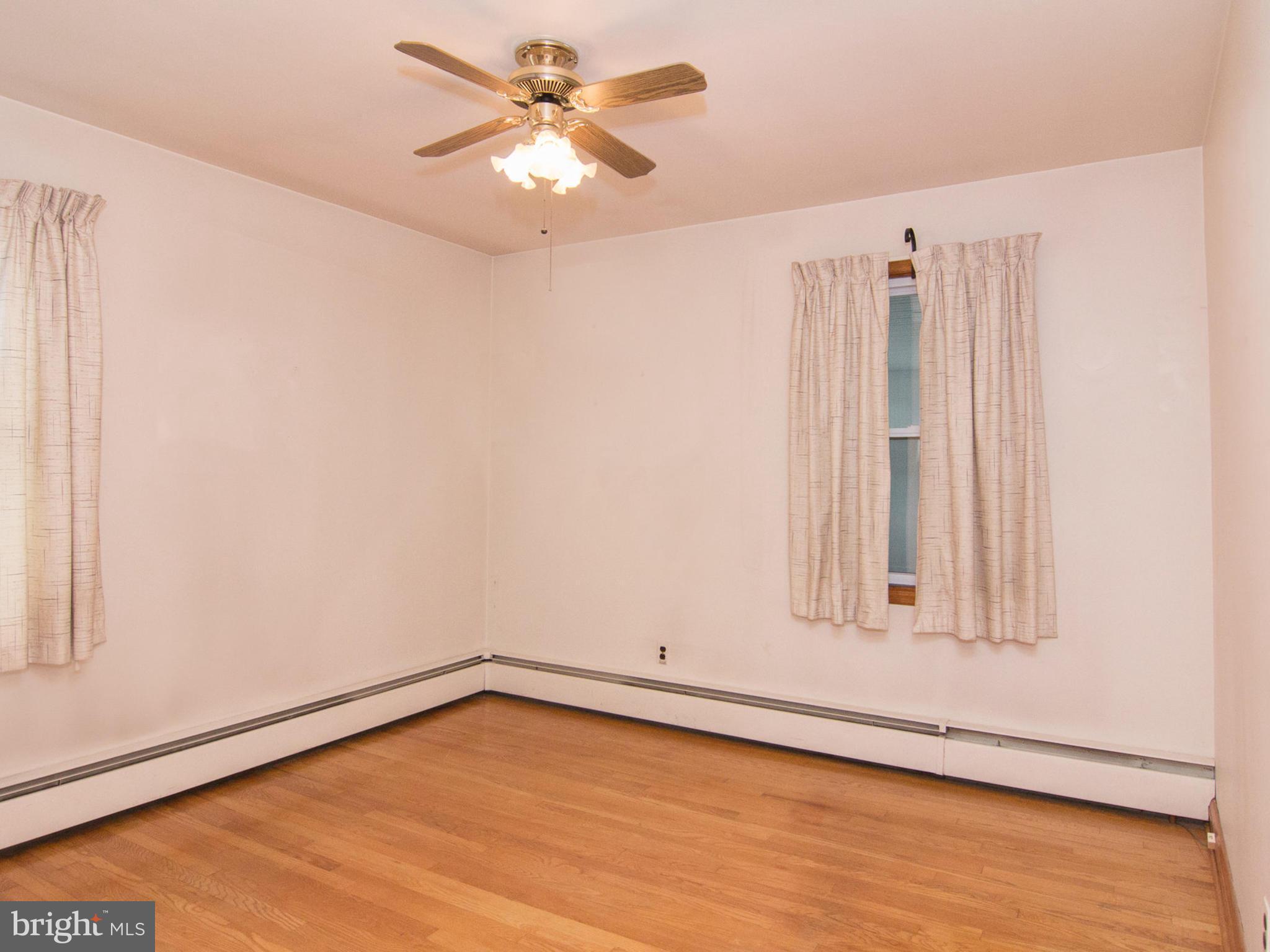 1439 Fairmount Road Hampstead, MD 21074 - Photo 23 of 30 Bedroom