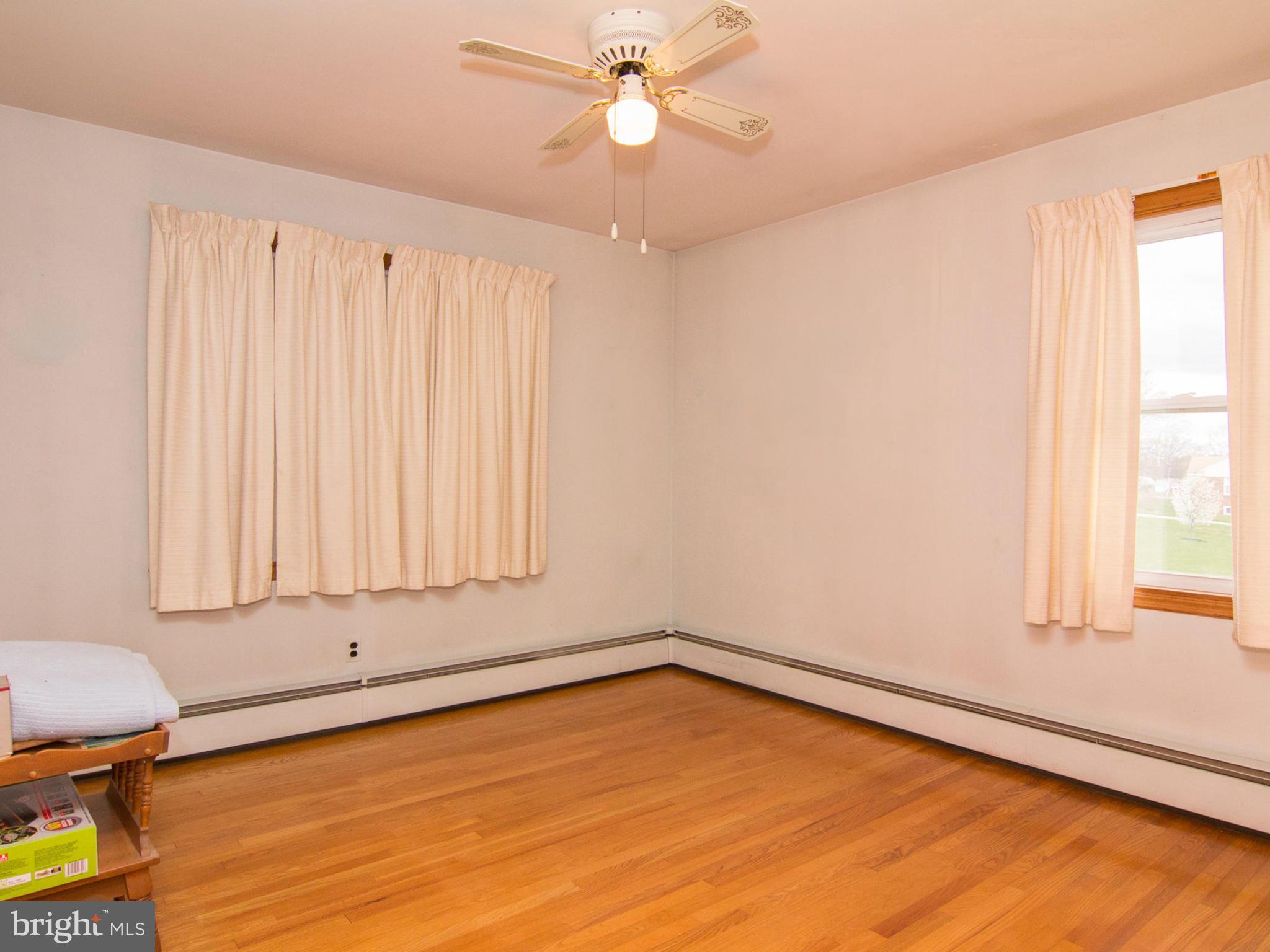 1439 Fairmount Road Hampstead, MD 21074 - Photo 24 of 30 Bedroom (Master)
