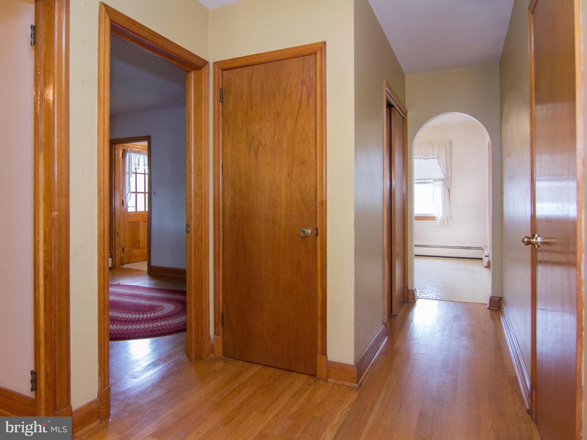 1439 Fairmount Road Hampstead, MD 21074 - Photo 25 of 30 Hallway with lots of closet space