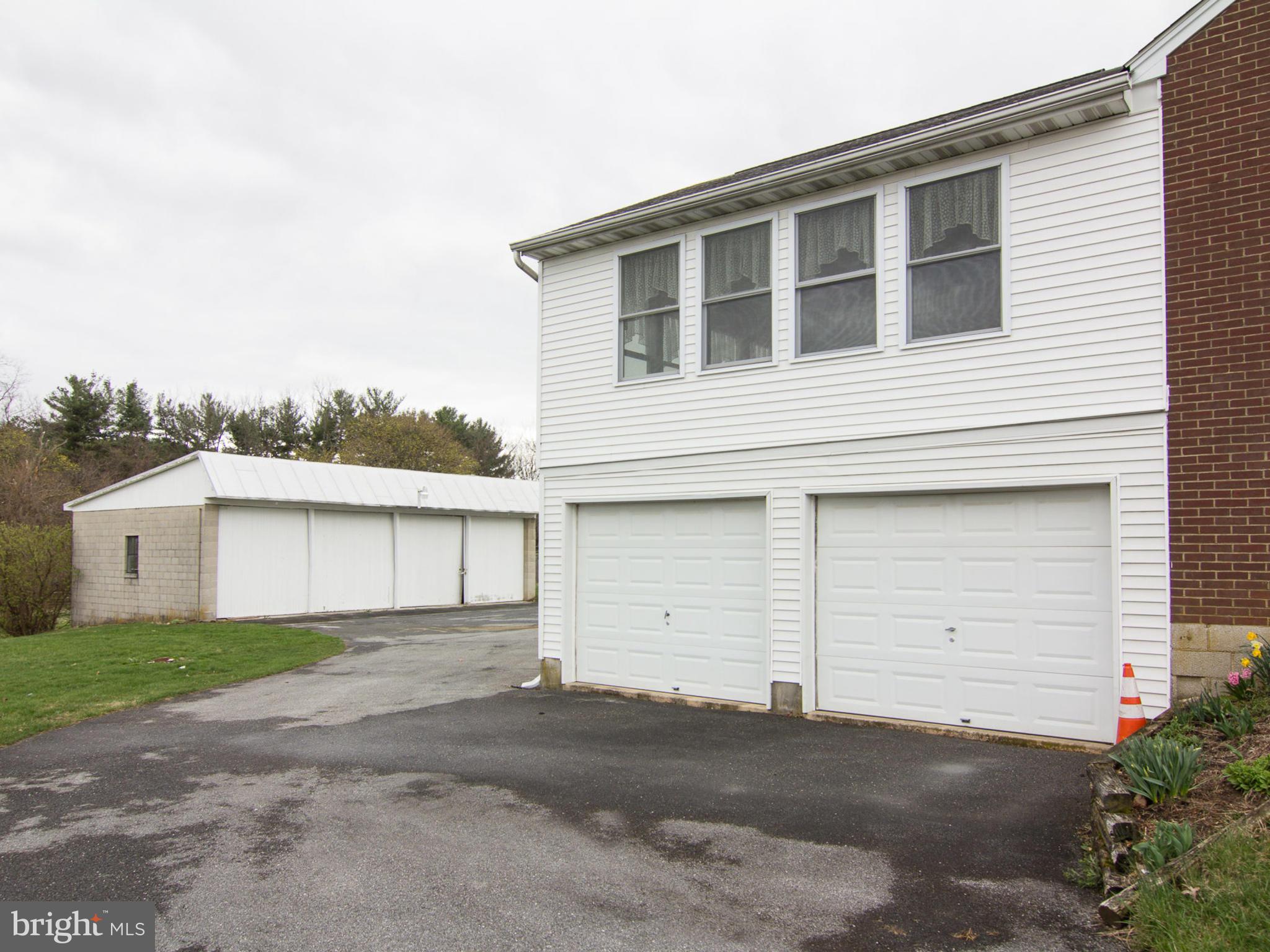 1439 Fairmount Road Hampstead, MD 21074 - Photo 4 of 30 Garage space for 6 cars!