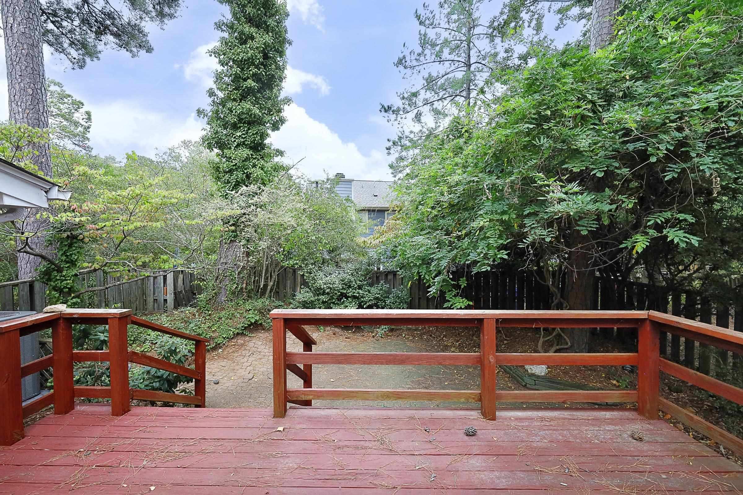 1506 Nature Court Raleigh, NC 27609 - Photo 33 of 40 Photo 33