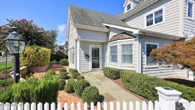 $2,100,000 | 17 Crescent Drive, Brielle, NJ 08730