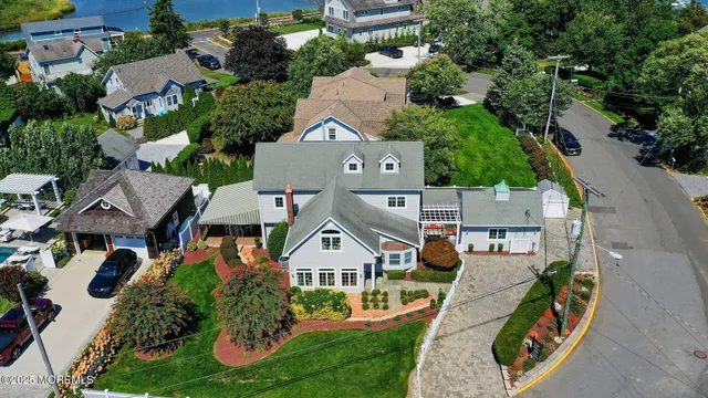 $2,100,000 | 17 Crescent Drive, Brielle, NJ 08730